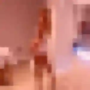 Photo privée de Oumaima, 24 ans à Abbévillers - plan discret