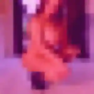 Chloe, 42 ans, dispo pour plan cul à Aiglun