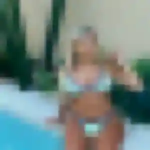 Martine (43 ans) à Aigné cherche un plan cul aujourd'hui