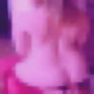 Karine, 23 ans, disponible à Aix-en-Pévèle pour une rencontre coquine