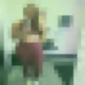 Phoebe, femme de 28 ans propose plan cul à Aix-en-Pévèle