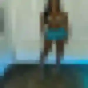 Roxane (34 ans) à Alata propose un plan cul maintenant