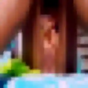 Charmante Urielle, 23 ans à Alexain - voir sa photo