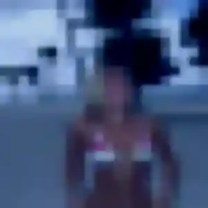 Nadine (22 ans) à Allonne propose un plan cul ce soir
