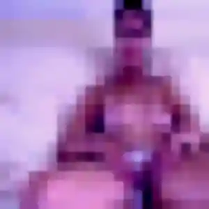 Brune, 23 ans, disponible à Angé pour une rencontre coquine