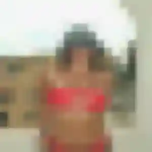 Vicky, 35 ans, en ligne à Angrie pour un plan cul