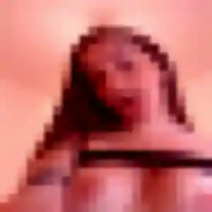 Phoebe, fille de 36 ans propose plan cul à Angy