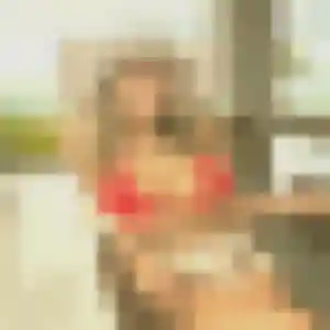 Rejoins Elena, 23 ans à Aniche gratuitement