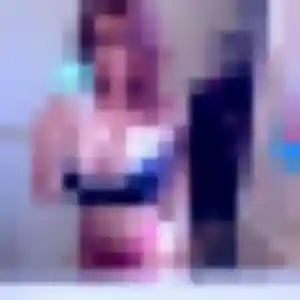Natasha (24 ans) à Ardillières propose une rencontre aujourd'hui