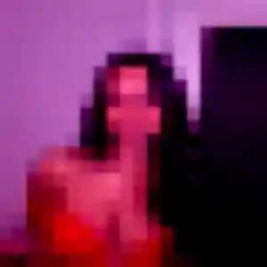 Charmante Lena, 24 ans à Arette - la contacter