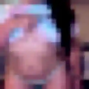 Yasmina, 22 ans, dispo pour plan cul à Argent-sur-Sauldre