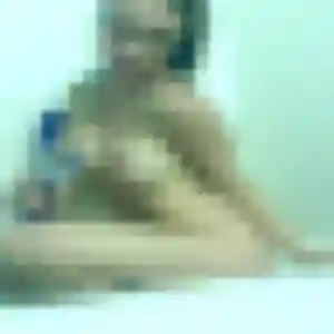 Contacte Hermine, 30 ans à Authezat en privé