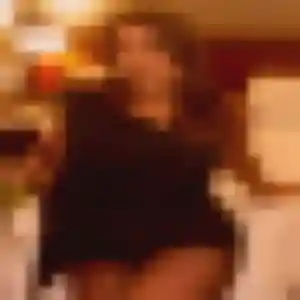 Photo exclusive de Nicole, 29 ans à Auvers-Saint-Georges - plan discret