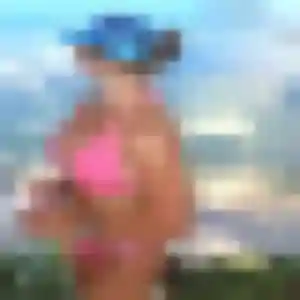 Charlotte, 43 ans, en ligne à Availles-en-Châtellerault pour un plan cul