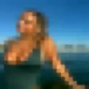 Photo de Adelaide à Avril (26 ans) - plan cul gratuit
