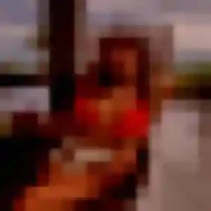 Samantha, 23 ans, connectée à Azay-sur-Thouet pour une rencontre coquine