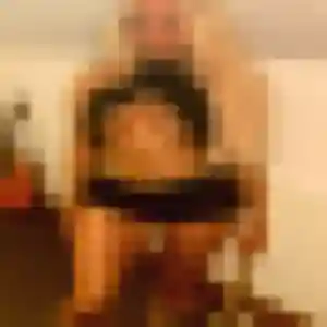 Jean-Marie, 28 ans, disponible à Bagnols-en-Forêt pour une rencontre coquine