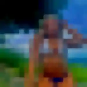Janine, 37 ans, connectée à Bain-de-Bretagne pour un plan cul