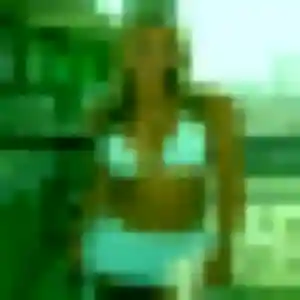 Natacha, 24 ans, en ligne à Bains pour un plan cul