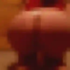 Contacte Emma, 25 ans à Barzun en privé