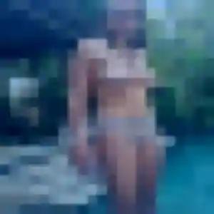 Zineb, 24 ans, dispo pour plan cul à Bascons