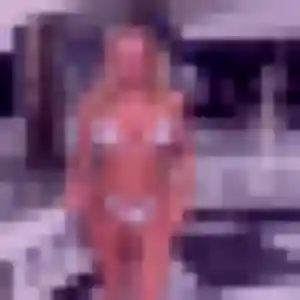 Sexy Vanessa, 28 ans à Batz-sur-Mer - voir sa photo