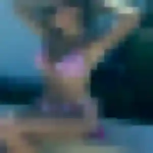 Sexy Adelaide, 40 ans à Bayel - découvrir son profil