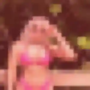 Jade, femme de 24 ans propose plan cul à Bec-de-Mortagne