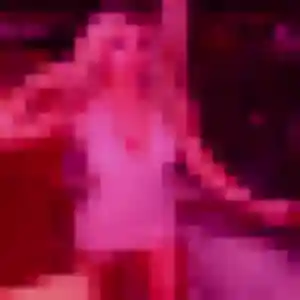 Laura de Béceleuf, 29 ans - plan cul discret