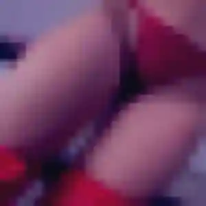 Rejoins Bettina, 29 ans à Bellac gratuitement
