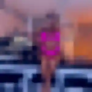 Gwendoline, 24 ans, en ligne à Bellegarde-Poussieu pour une rencontre coquine