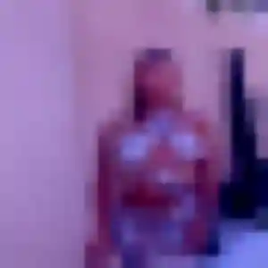 Elvire, 34 ans, cherche un plan cul à Bellenaves