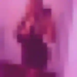 Charmante Johanna, 22 ans à Bennecourt - découvrir son profil