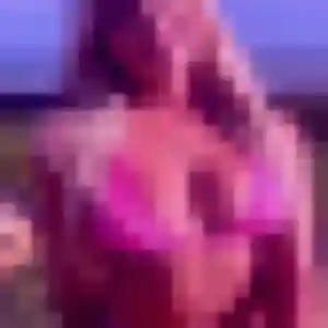 Francine, 27 ans, disponible à Bénodet pour un plan cul
