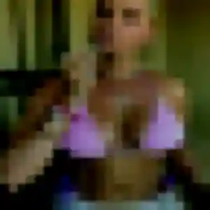 Nicole, femme de 32 ans veut plan cul à Bernay-Vilbert