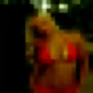 Rejoins Olympe, 27 ans à Berthen en privé
