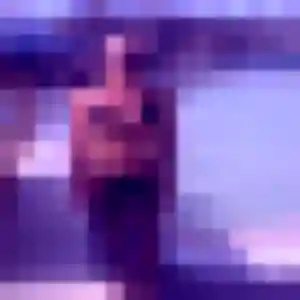 Iseult, 32 ans, connectée à Besneville pour une rencontre coquine