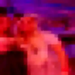 Eva, femme de 38 ans propose plan cul à Beuste