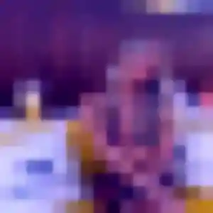 Noemie, 45 ans, connectée à Binges pour une rencontre coquine