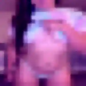 Photo de Laura à Blainville-sur-Orne (35 ans) - plan cul anonyme