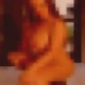 Photo de Lena à Blanquefort (44 ans) - plan cul anonyme