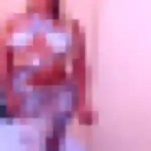 Brune, femme de 24 ans propose plan cul à Boëseghem