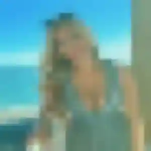 Photo privée de Giulia, 27 ans à Bois-le-Roi - plan discret