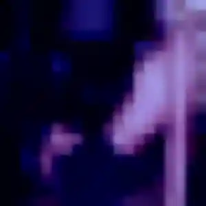Flore, 28 ans, connectée à Bonningues-lès-Ardres pour une rencontre coquine