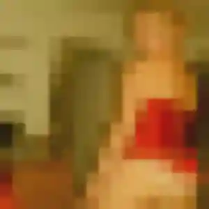 Rencontre Francine, 26 ans à Bonnut en privé