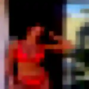 Axelle, 33 ans, dispo pour plan cul à Bou