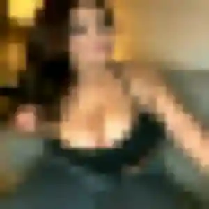 Anne-Charlotte, femme de 33 ans veut plan cul à Bourthes