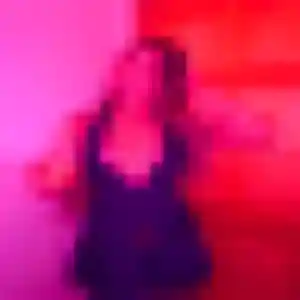 Adeline, 40 ans, en ligne à Branges pour un plan cul