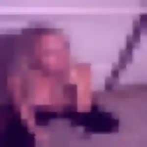 Harmony, 29 ans, connectée à Branges pour une rencontre coquine