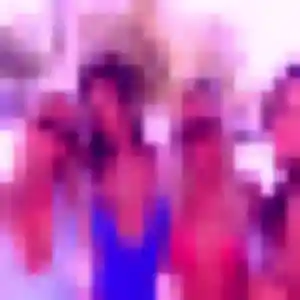Ornella, 22 ans, en ligne à Breilly pour une rencontre coquine